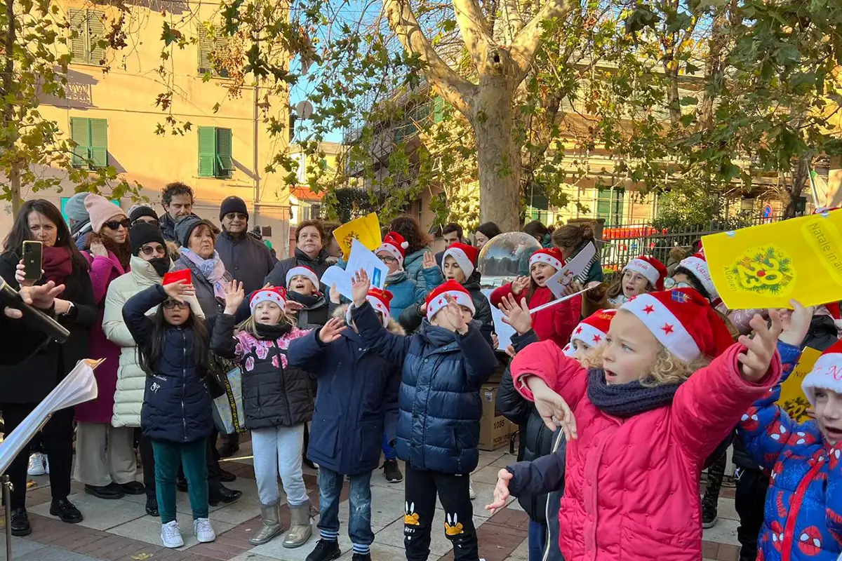 Coro bambini Natale Istituto Santa Dorotea Genova